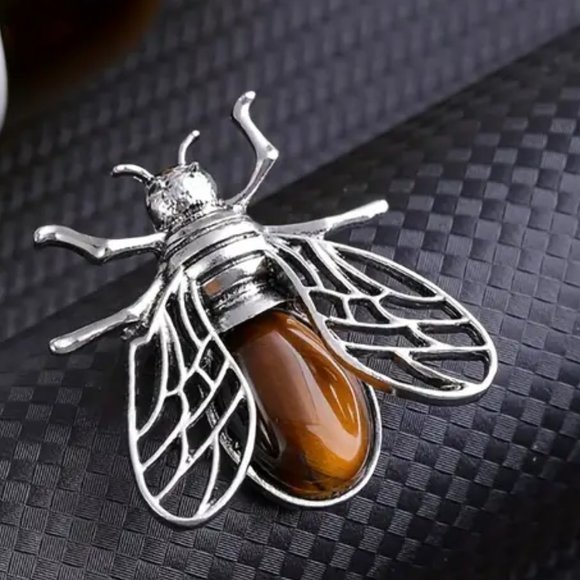 Tiger Eye Stone Bee Brooch Pendant Necklace Healing Gemstone Pendant - Picture 4 of 4